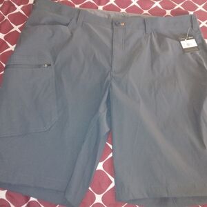 Eddie Bauer Gray Cargo Shorts Lightweight Casual Wear Size 42